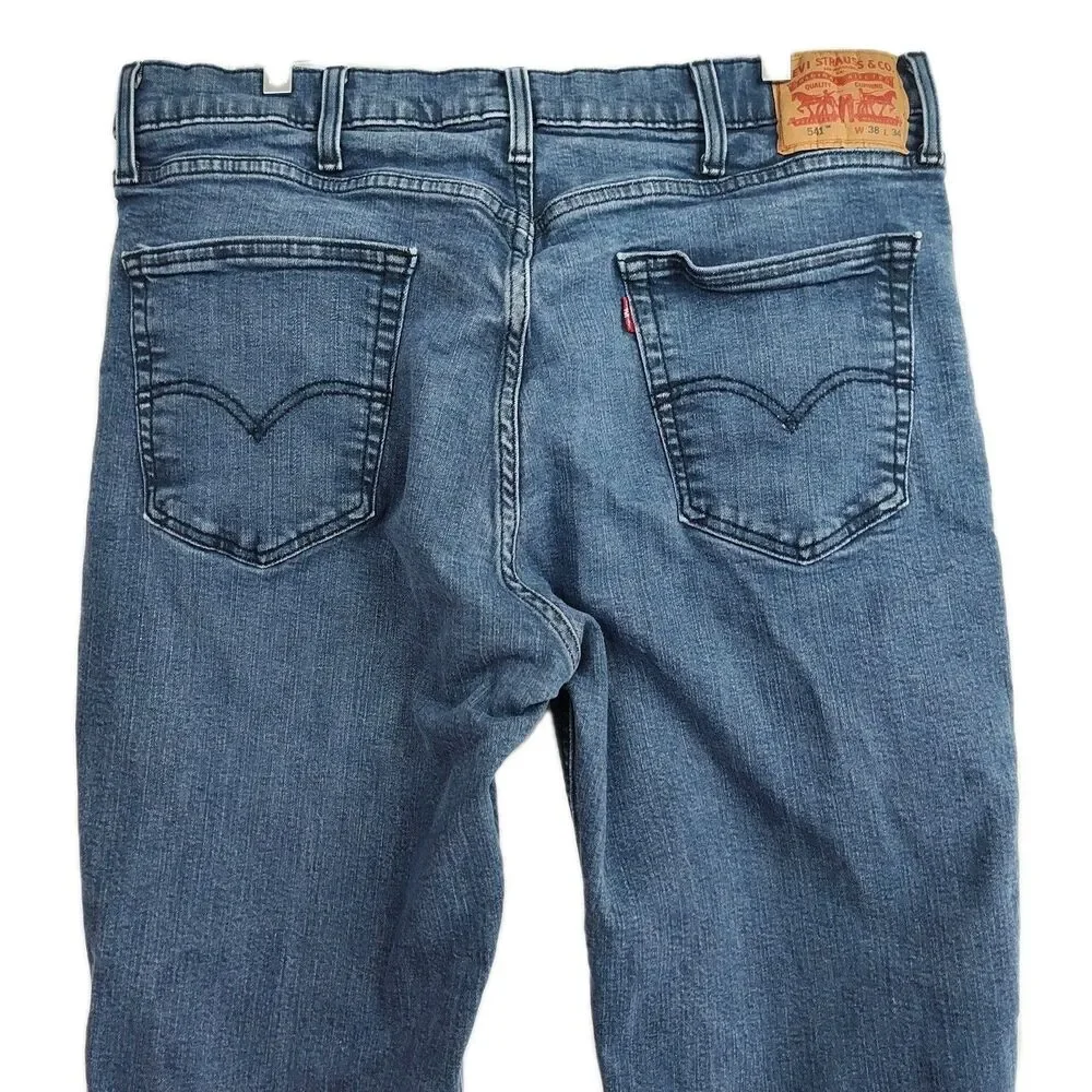 Levi's 541 Straight Leg Men's Jeans, 38 x 34 (really 32L) Medium‎ Wash Blue